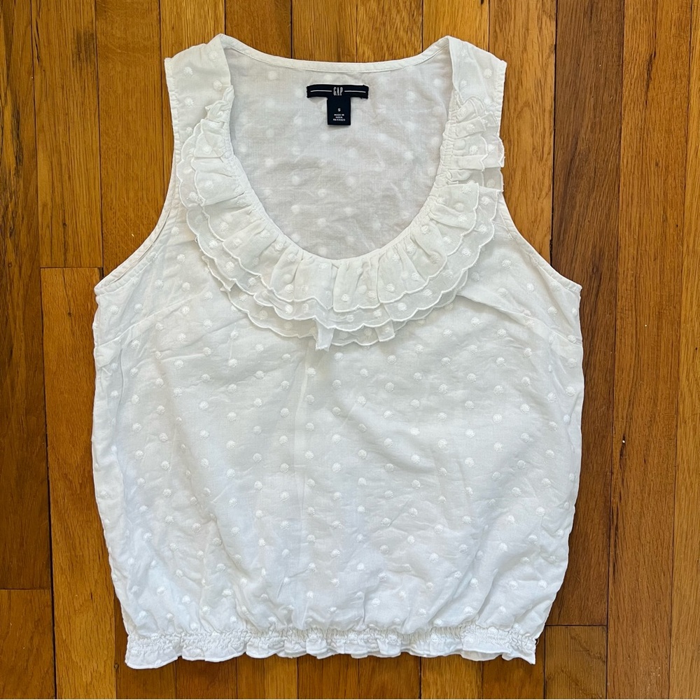 GAP White Eyelet Tank Top Ruffle collar Size S